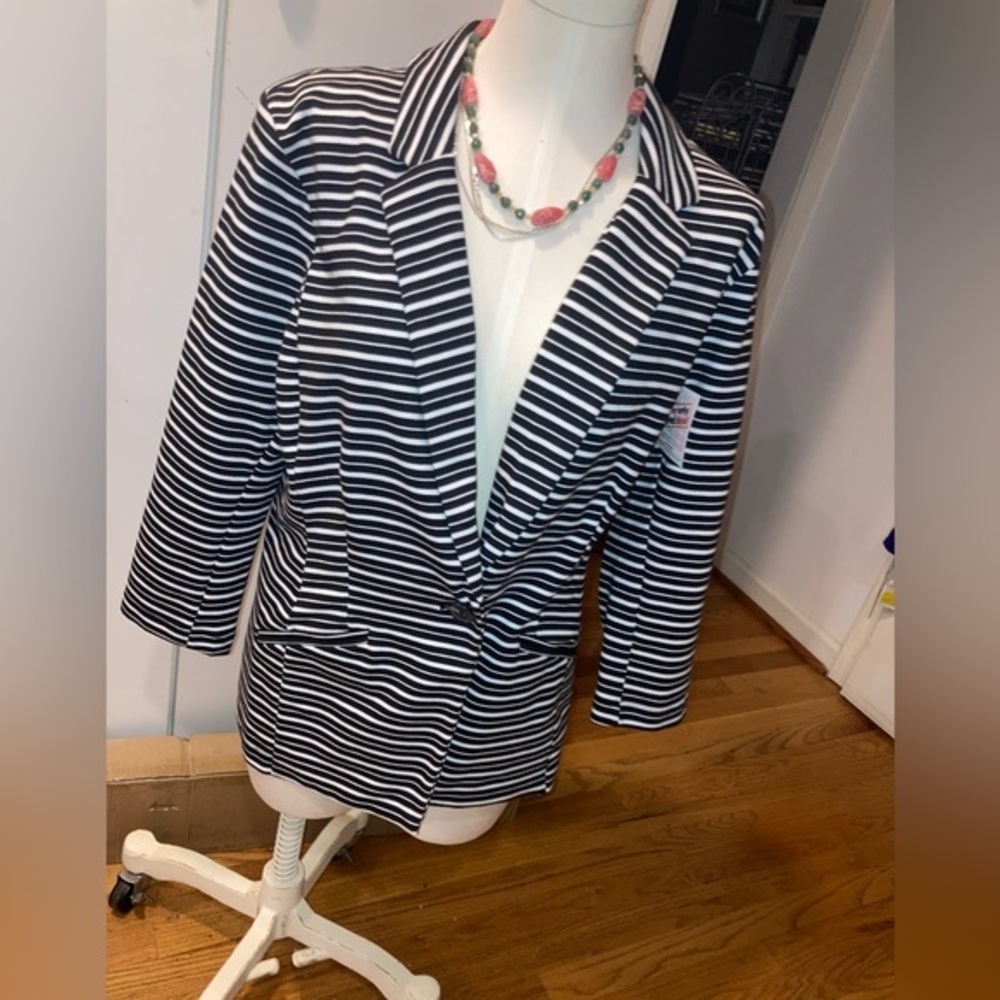 Metaphor Fitted Cotton Casual Stripped Casual Blazer - L Black & White NWT